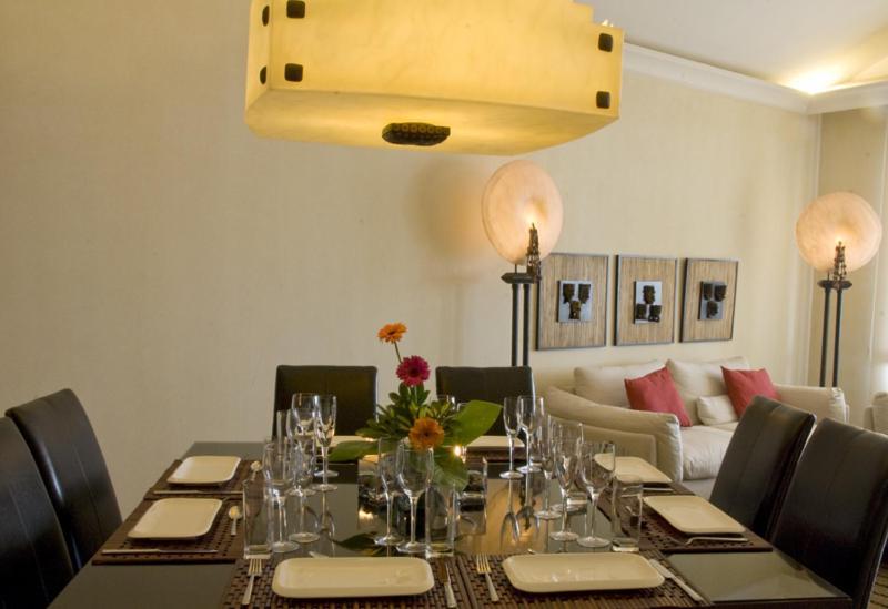 Hotel La Reunion Golf Resort And Residences Antigua Bagian luar foto