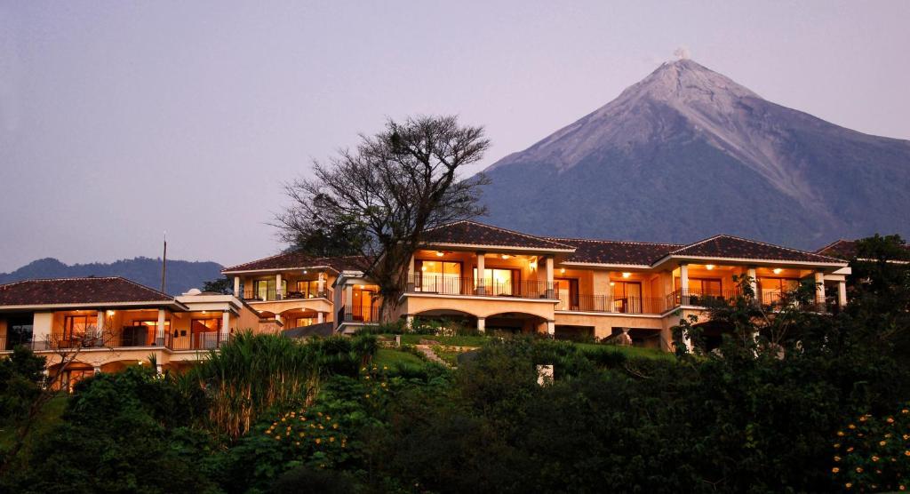 Hotel La Reunion Golf Resort And Residences Antigua Ruang foto